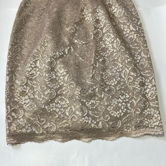 David's Bridal Short Tank Lace Dress Sz 8 Gold Cream V-Neckline Pleated Wedding - Picture 6 of 16